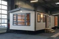 Casa móvil de 2 dormitorios totalmente amueblada en Lama